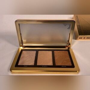 Natasha Denona Golden Highlighter Trio Multi-Use Hybrid Glow Palette, New In Box